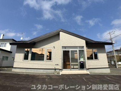 【外観】 | 美原3丁目38-1売家 | 【新築×平屋】開放感あふれるワイドスパンな外観☆