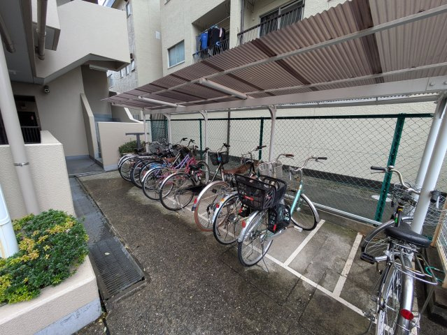 グリーンパーク花畑Ⅱの駐輪場