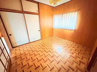 【洋室】 | 上越市中央5丁目　車庫付き8DK