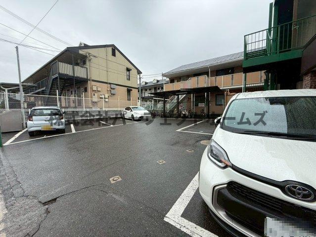 シャトーHAMADAの駐車場|駐車場完備です