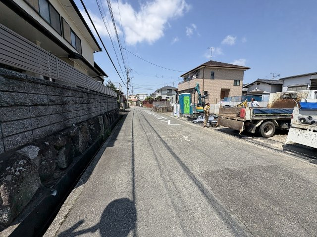 【その他】 | 糟屋郡須恵町上須恵28期　1号棟（全2棟）【仲介手数料無料・0円】 | 現地写真。前面道路です。