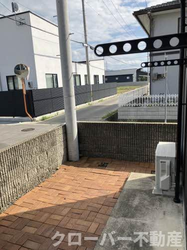コスモタウン森岡 D棟の庭