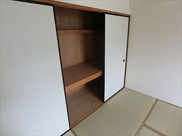 パークサイド関の収納