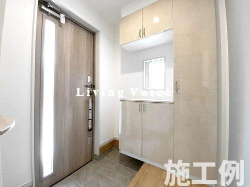 【玄関】 | 【仲介手数料０円】藤沢市高倉8期　新築一戸建て　8号棟　全8棟 | 藤沢市高倉　新築一戸建て　全8棟