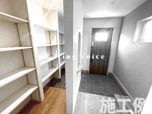 【玄関】 | 【仲介手数料０円】藤沢市高倉8期　新築一戸建て　8号棟　全8棟 | 藤沢市高倉　新築一戸建て　全8棟