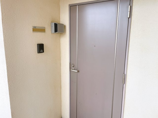 クレーネワンの玄関