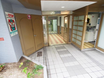 【エントランス】 | ラパンジール朝潮橋