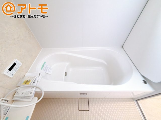 【浴室】 | 駿東郡清水町徳倉3期　新築戸建　1号棟 | 広々１坪タイプのゆったり浴室ユニット♪浴室乾燥機付き♪