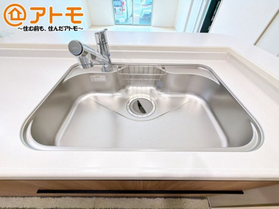 【設備】 | 駿東郡清水町徳倉3期　新築戸建　1号棟 | 広いシンクは使い勝手良好です♪