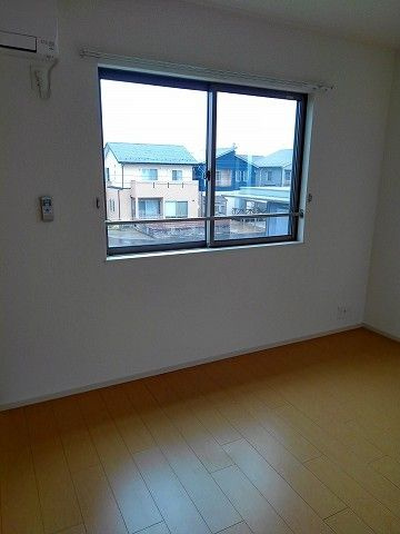 ファミールハウス　Ｘの居間・リビング