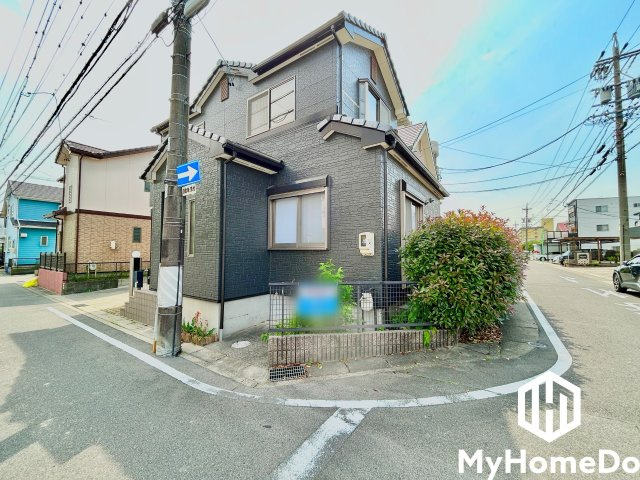 北区中味鋺の前面道路含む現地写真|すっきりスマートな外観、是非現地をご覧ください。