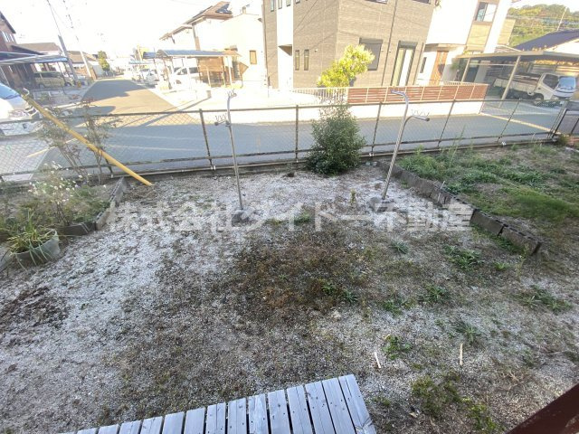 みどり荘の庭