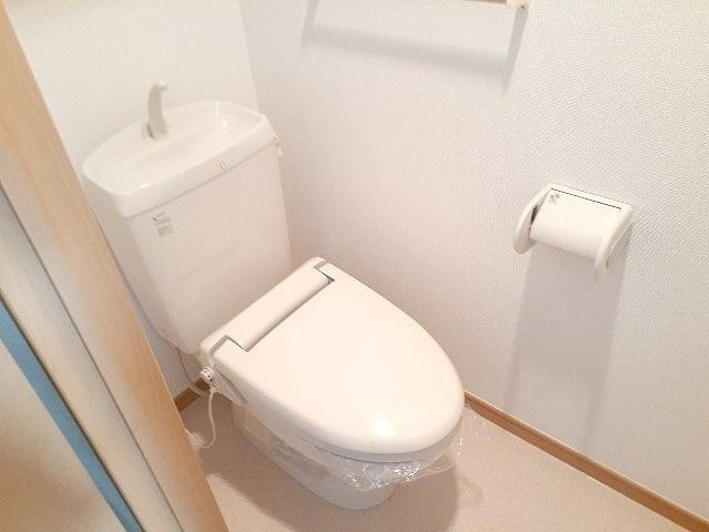 レジデンスＫー１のトイレ|シンプルで使いやすいトイレです