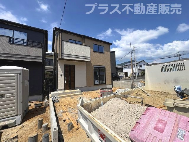 【外観】 | 糟屋郡須恵町新原第1　B号棟（全2棟）【仲介手数料無料・0円】 | 完成イメージの外観パースです。