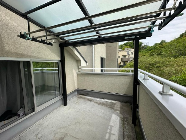 上ケ原山田町のバルコニー