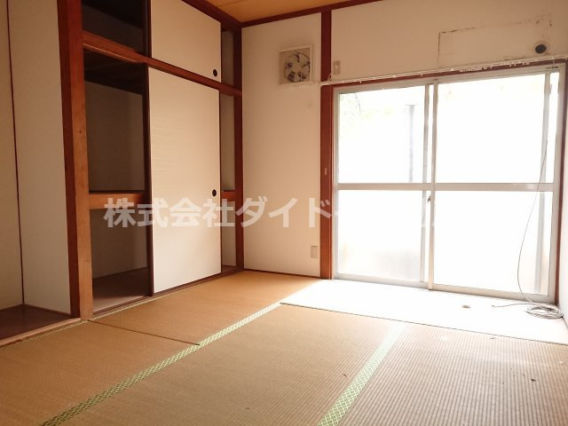 田中アパートの和室