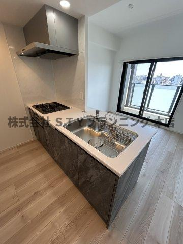 仲介手数料０円！S-RESIDENCE亀島駅前blazeのキッチン