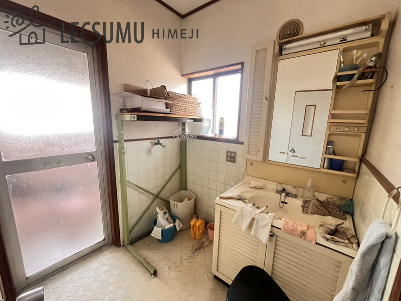姫路市北原/中古戸建の独立洗面台