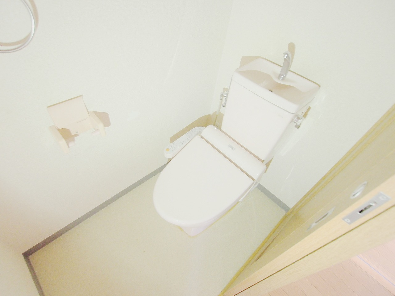クレセールⅡ番館のトイレ