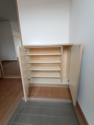 サンビレッジ上郷 A棟の収納