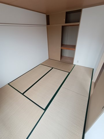 サンビレッジ上郷 A棟の和室