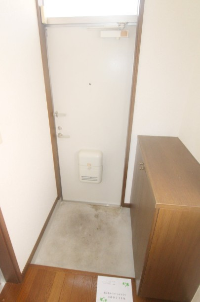 喜代壱番館の玄関
