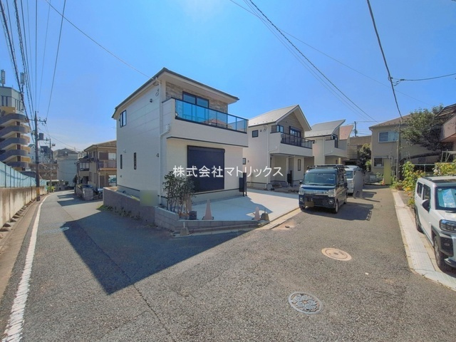 板橋区成増4丁目　土地33坪超　ZEH水準住宅　全3棟の前面道路含む現地写真|1号棟