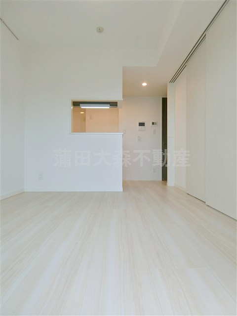 Mia CasaⅡ(ミアカーサツーの居間・リビング|LDK8.6帖　リビング床暖房付