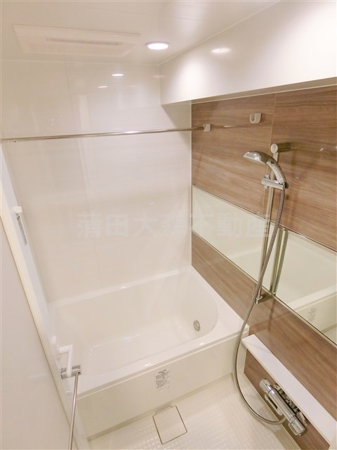 Mia CasaⅡ(ミアカーサツーの浴室|浴室乾燥機+追焚付のバスルーム