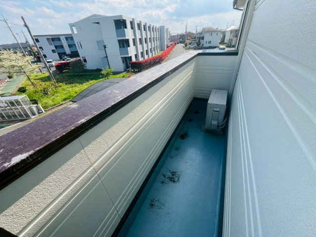 筑西市みどり町 リフォーム物件　のバルコニー|〇バルコニー〇
日当たり良好なバルコニー！お洗濯物を乾かす強い味方になります♪
2026年4月撮影