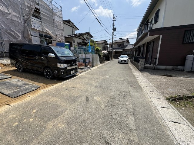 【その他】 | 糟屋郡須恵町須恵24期　1号棟（全1棟）【仲介手数料無料・0円】 | 現地写真。前面道路です。