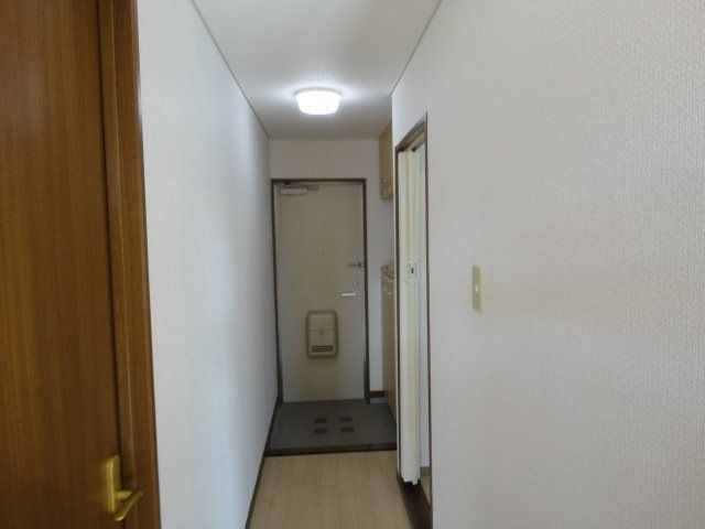 エンジェルパレスの玄関