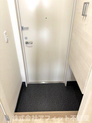 【エントランス】 | アコット春日 | ※イメージです
