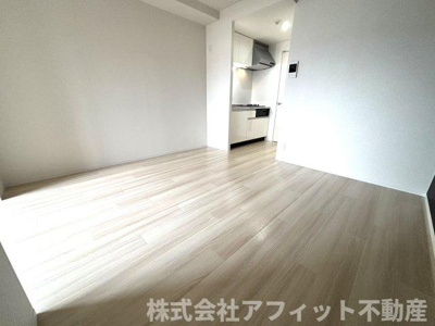 【居間・リビング】 | アコット春日 | ※イメージです