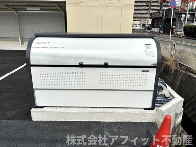 【その他】 | アコット春日 | 敷地内ゴミ置き場