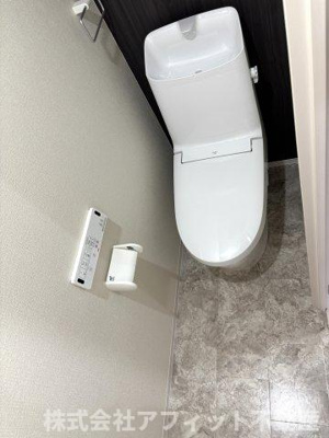 【トイレ】 | アコット春日 | 温水洗浄暖房便座※イメージです
