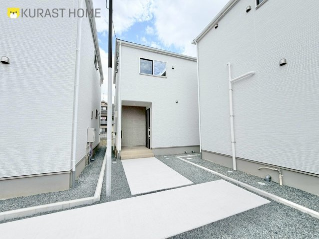 京都市伏見区羽束師鴨川町　新築戸建
