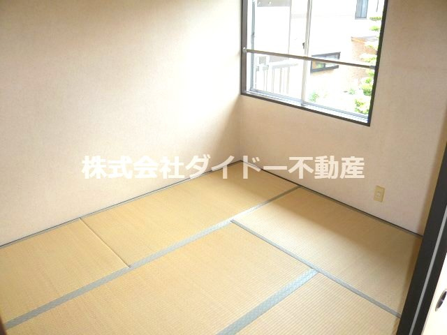ホワイトコーポの和室
