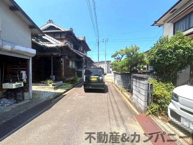伊予市下吾川のおトチ　伊予市下吾川売土地の前面道路含む現地写真|前面道路含む現地写真です