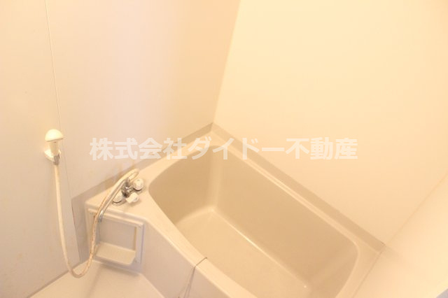 エクセレントハイム楽市Ａの浴室