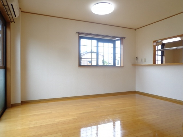 【居間・リビング】