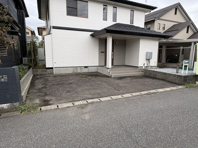 【駐車場】 | 大通南１住宅