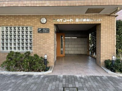 スカイコート品川御殿山EASTのエントランス