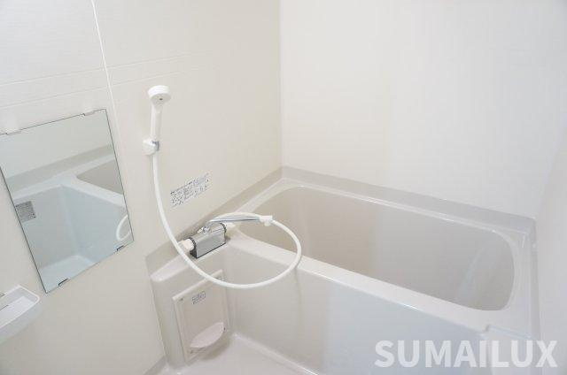 アルヴィータ新屋敷の浴室