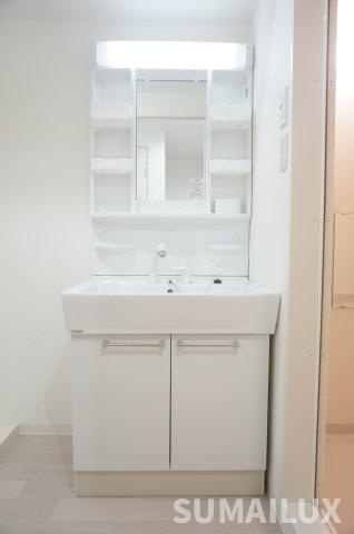 アルヴィータ新屋敷の独立洗面台