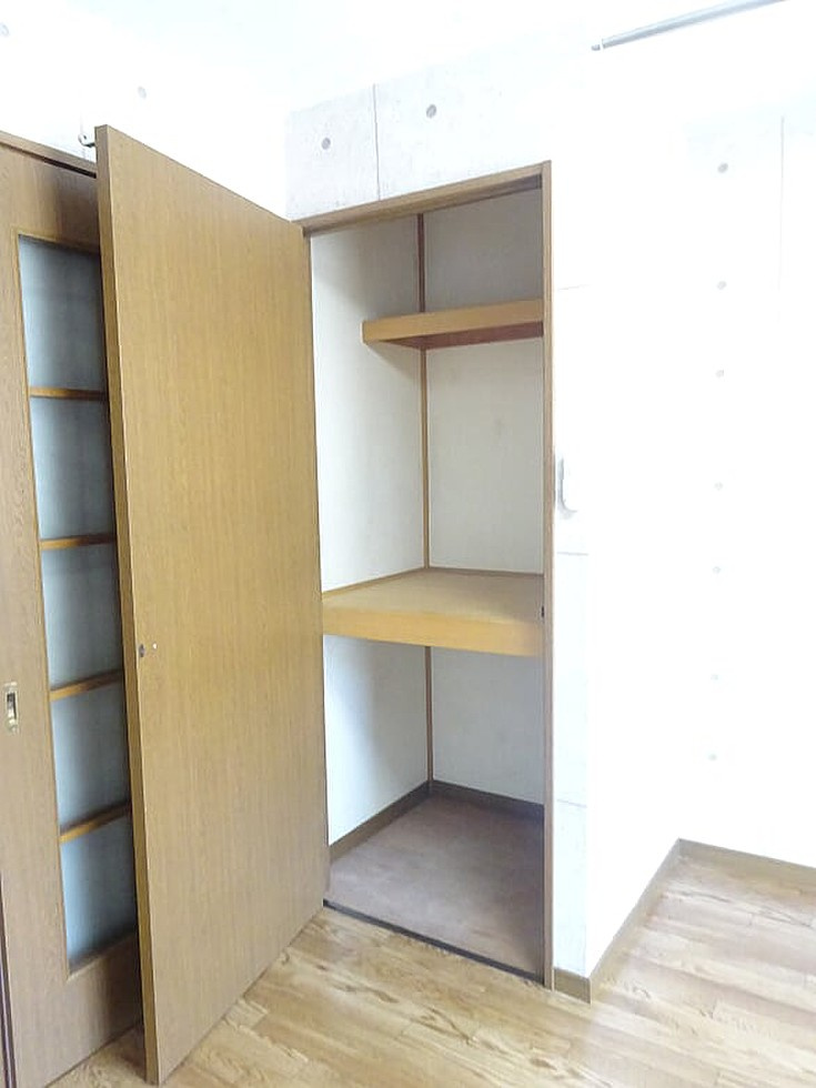 シャトレM’S弐番館【キャッシュバック対象物件】の収納