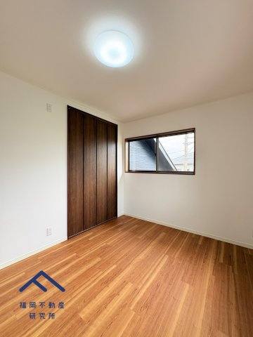 大野城市大城４丁目　戸建ての洋室