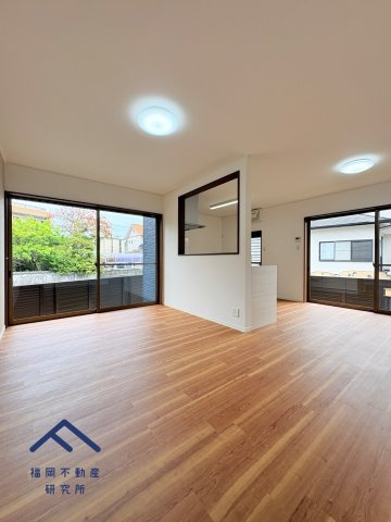 大野城市大城４丁目　戸建ての居間・リビング