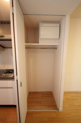 【収納】 | ラ・シルフィード | ※同建物ほかのお部屋の写真です。