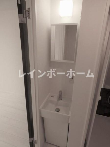 グランクオール小岩の独立洗面台